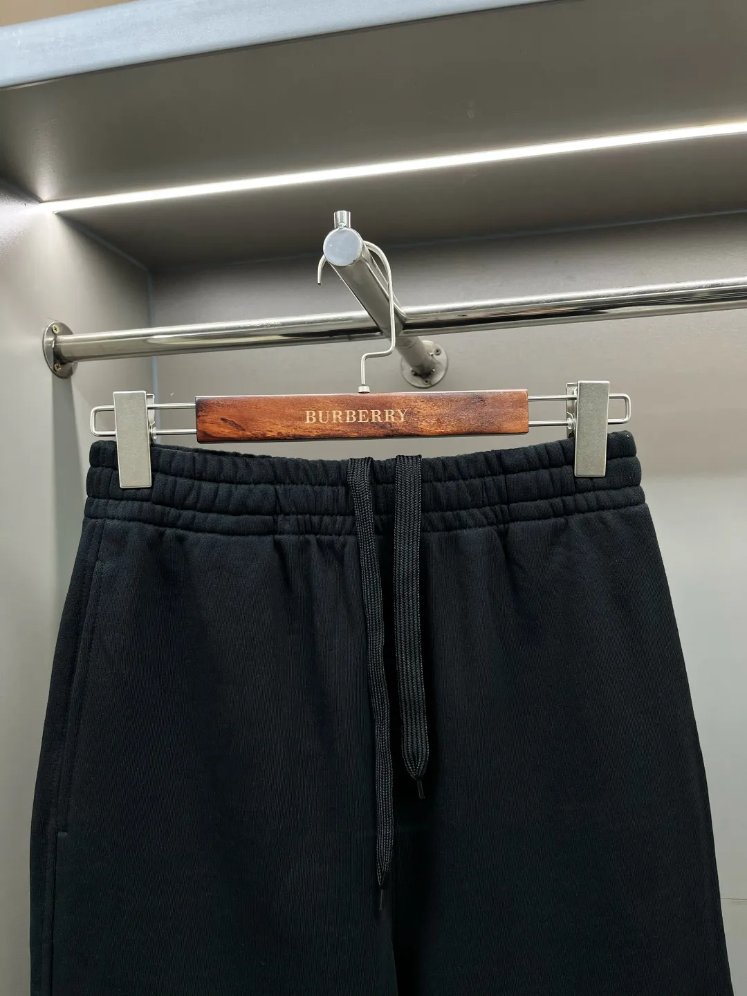 🅱️ In Stock ， 。 ， （EKD） 。 Burberry Classic Series， 。Burberry Classic Series Re Burberry ， 、 ， ！！ ， ， ， ！ 。 ， ， ！！ ， 。 OV ， 。 ， ， ！！ ， ！！ Size S/M/L/XL/XXL